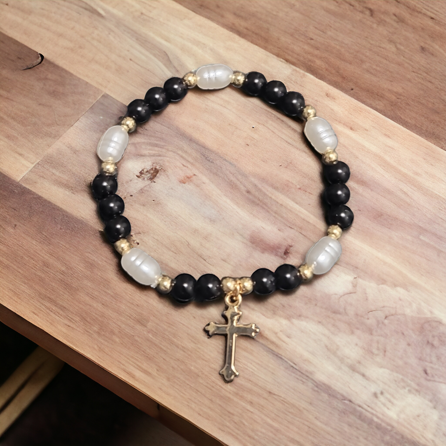 Cross bead stretch bracelet