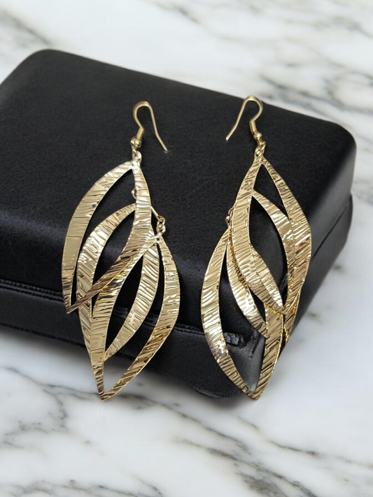 Gold tone light weight statement dangle earrings