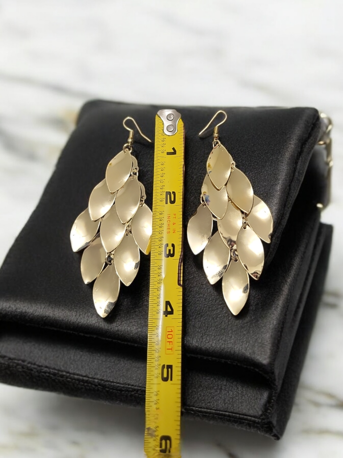 Gold tone light weight statement dangle earrings