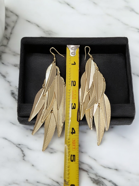 Gold tone light weight statement dangle earrings