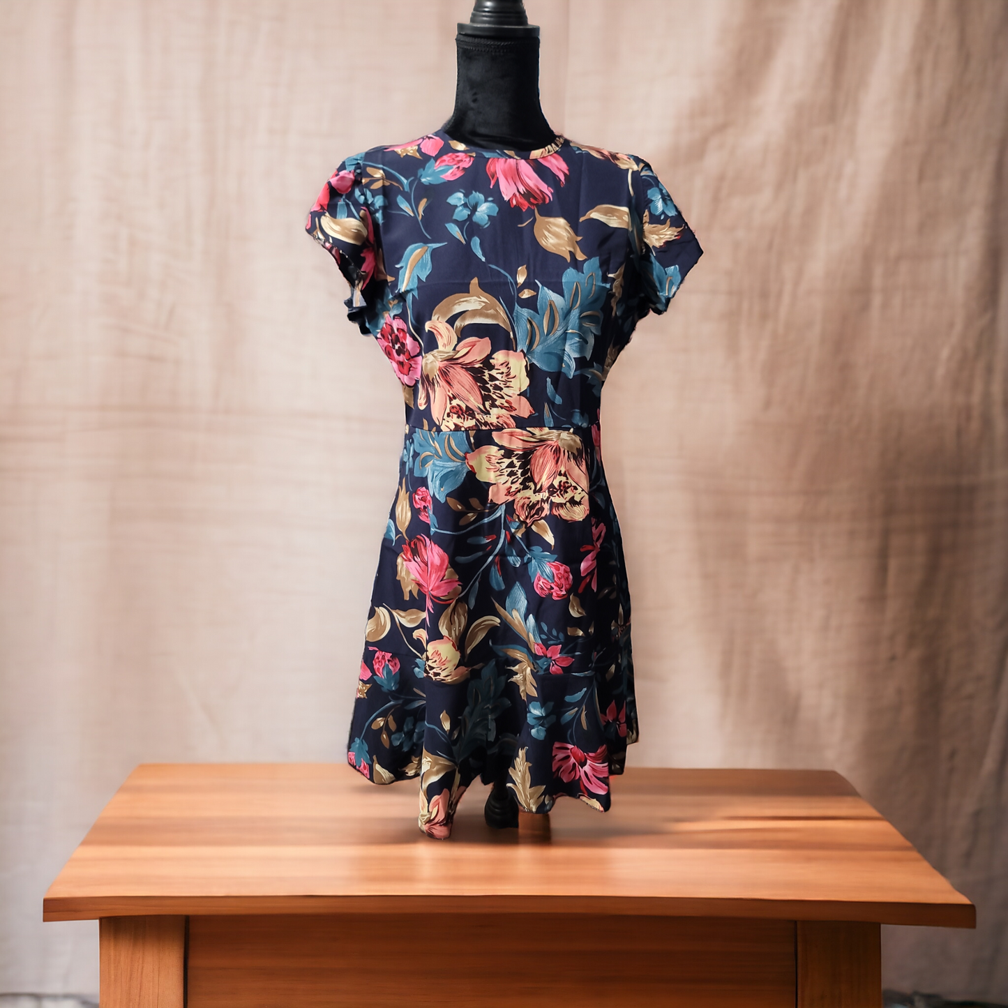 Floral Print Zip Up Dress With Ruffle Hem Size M