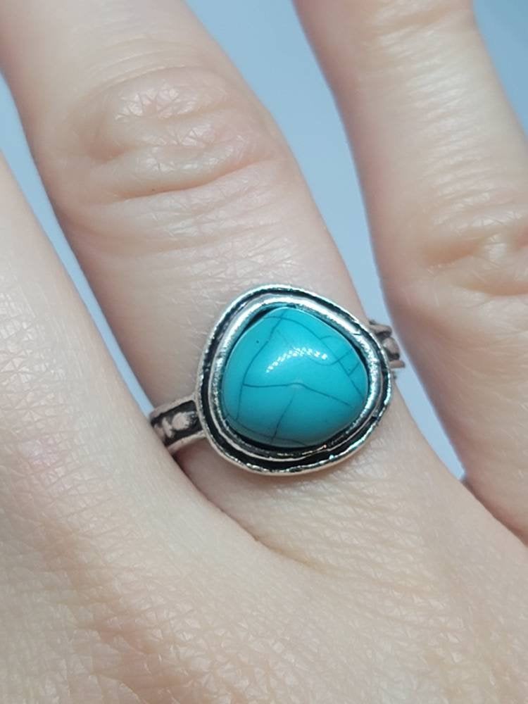 Silver turquoise ring size  6