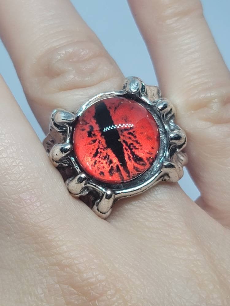 Red Dragon eye ring Size 8 1/2