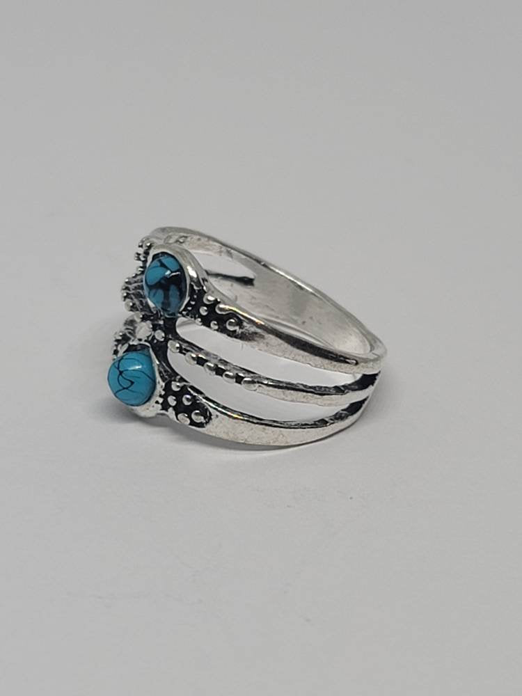 Silver turquoise ring size  5