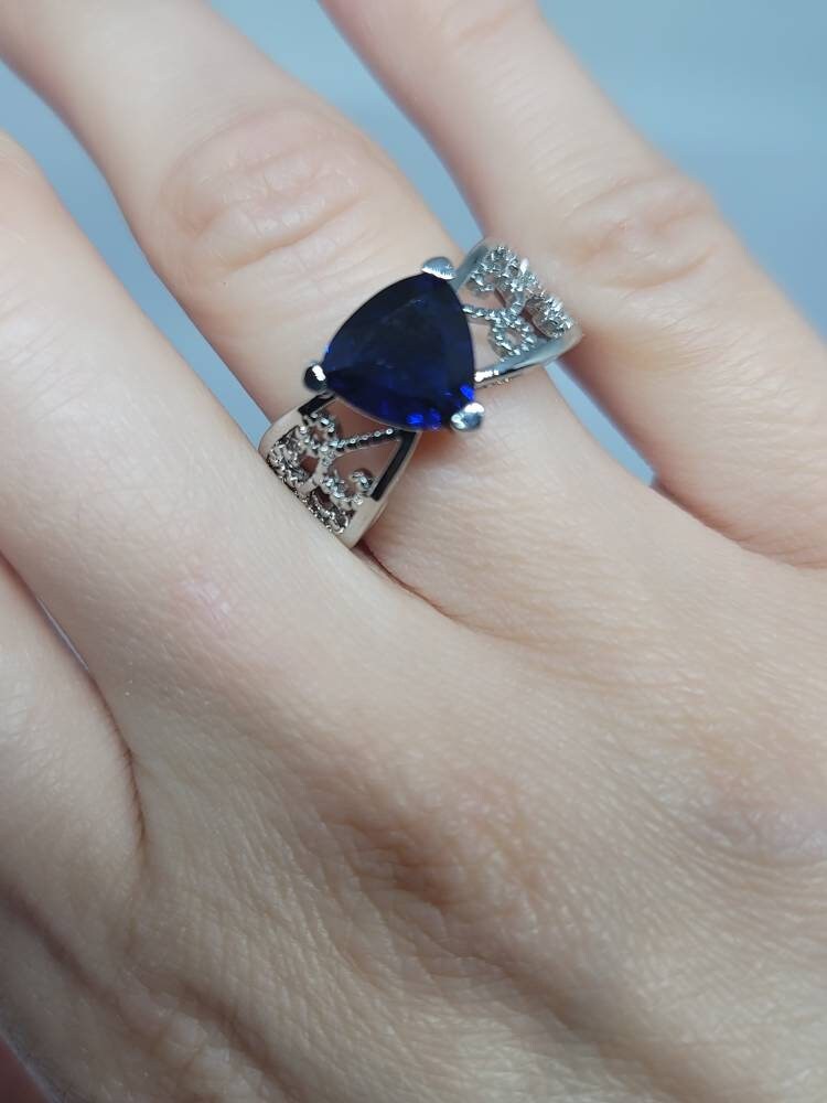 Titanic inspired blue heart of the ocean ring size 6 1/2 rhinestone crystal silver