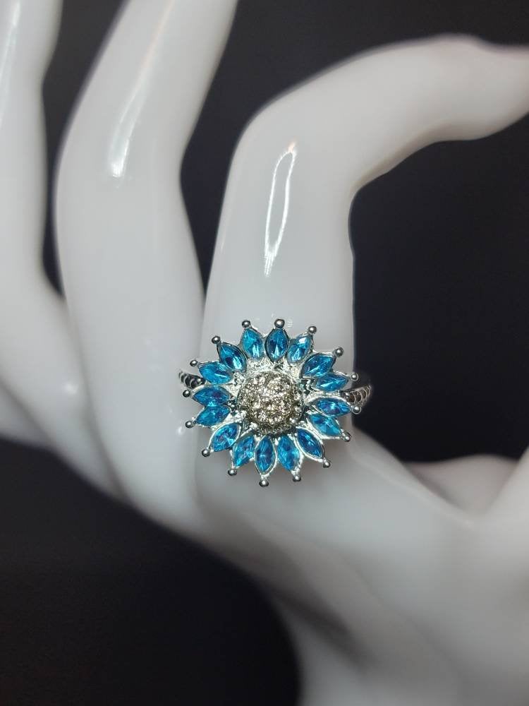 Blue rhinestone silver ring size 8