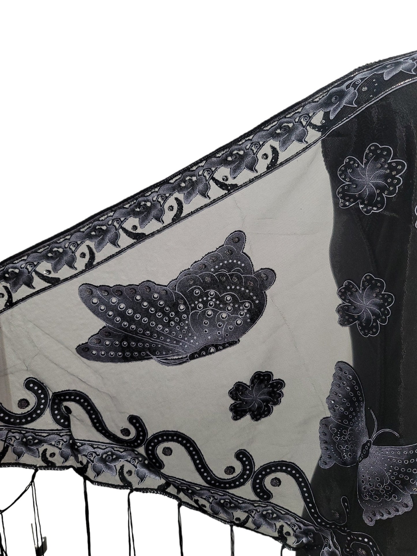 Butterfly floral pattern triangular scarf