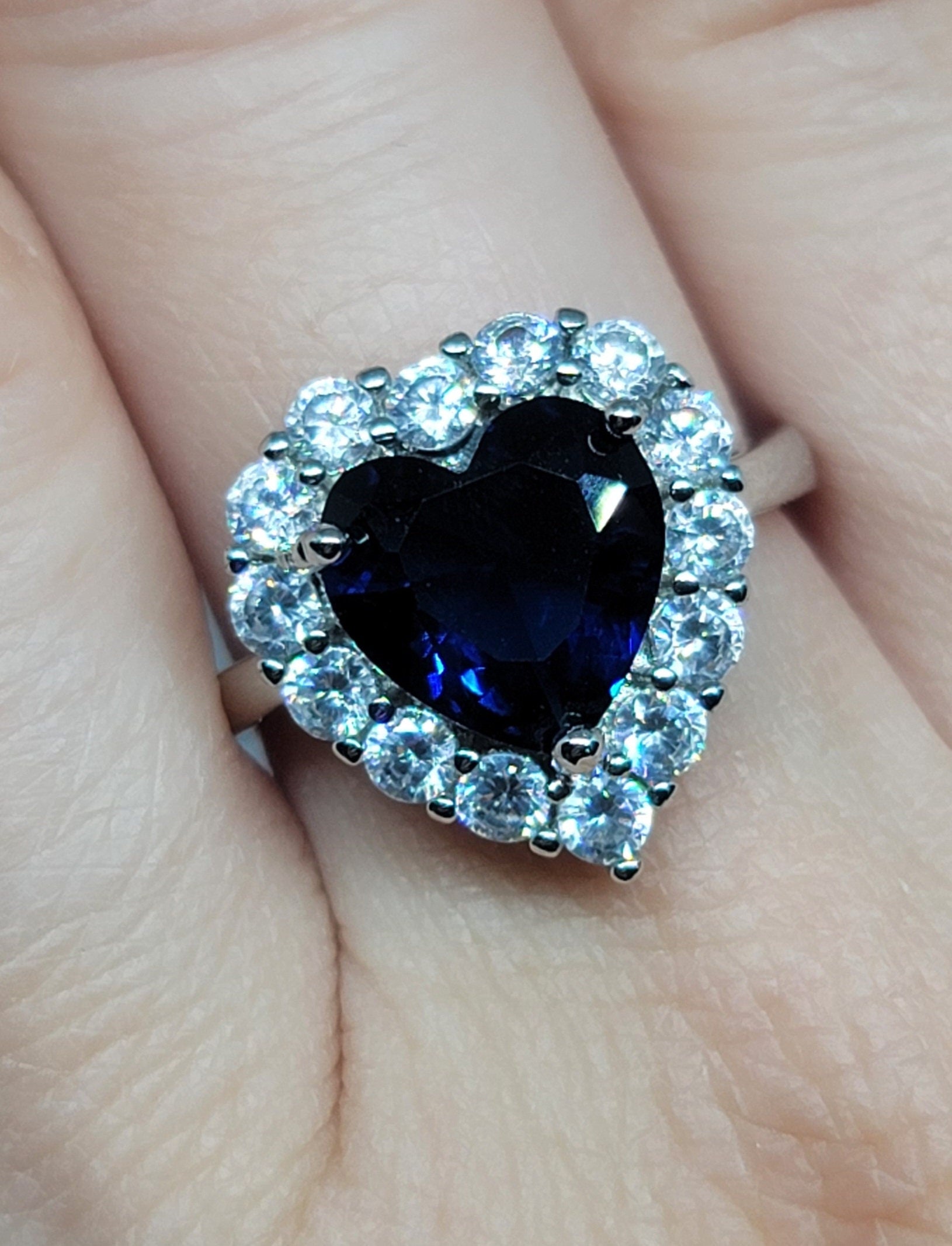 Titanic inspired blue heart of the ocean CZ silver adjustable ring Size 8