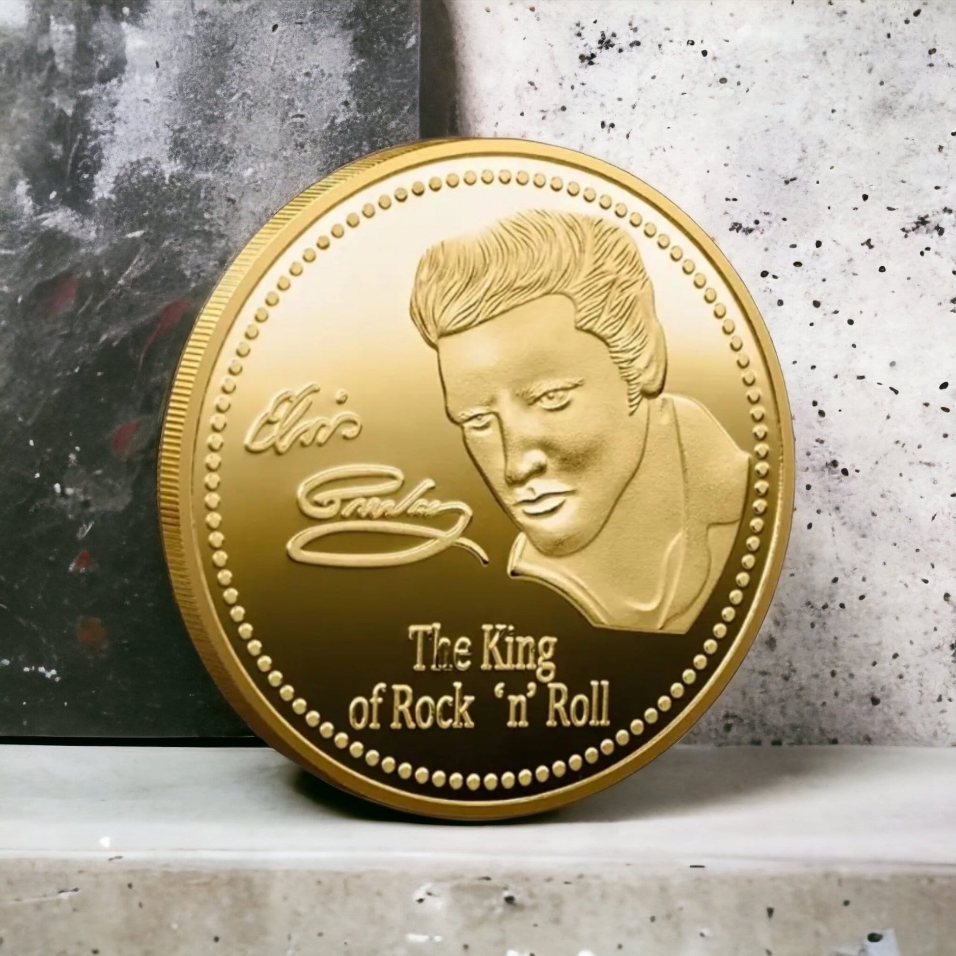 Elvis Presley gold plated coin commemorative souvenir coin King of rock and roll