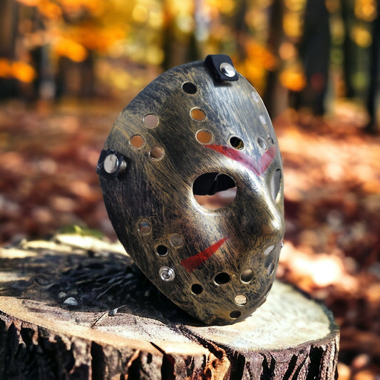 Horror Friday the 13th Jason Voorhees hockey mask gold