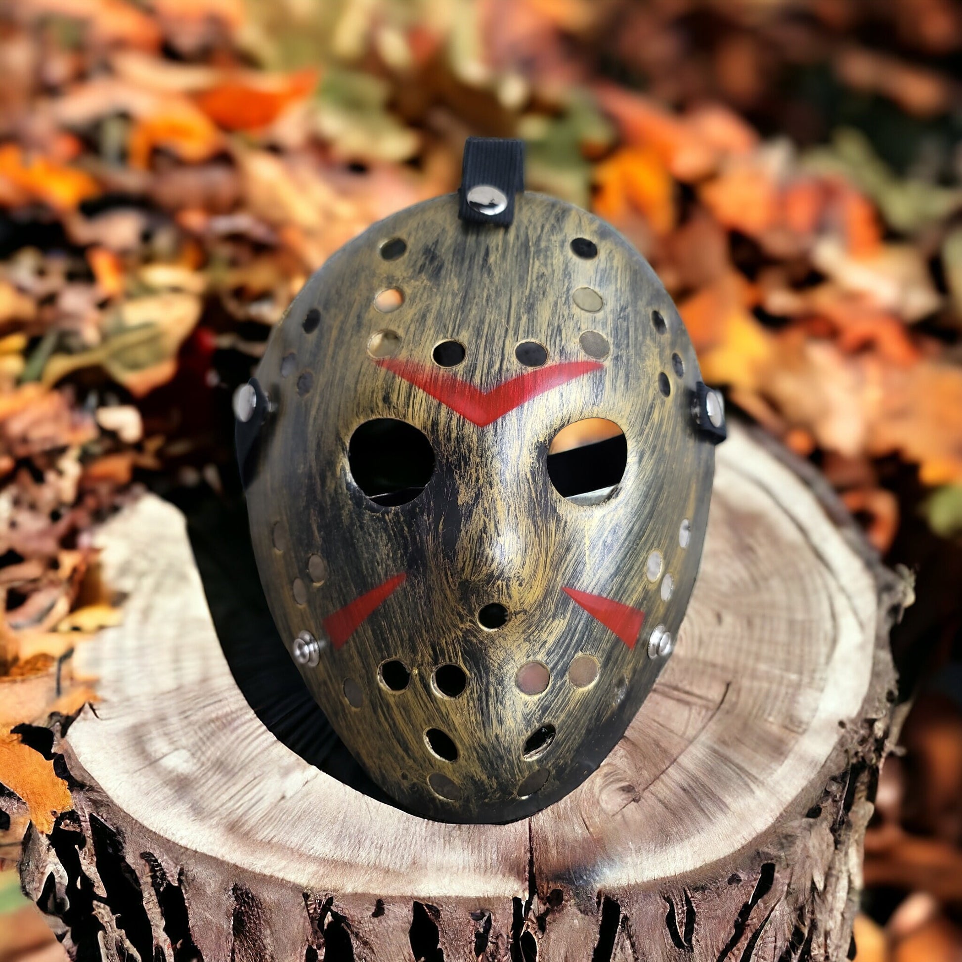 Horror Friday the 13th Jason Voorhees hockey mask gold