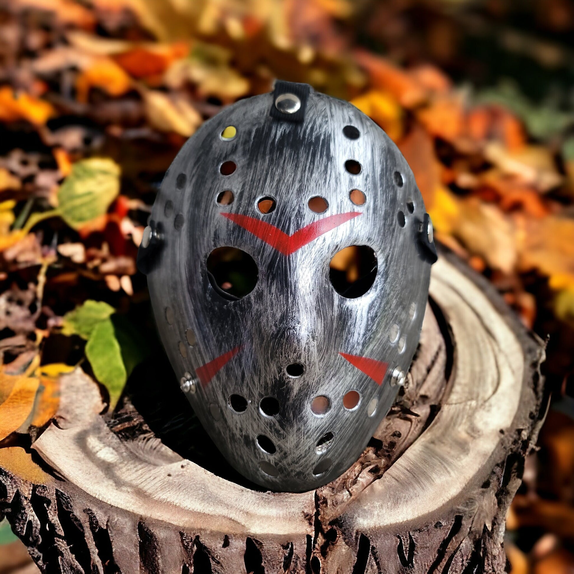 Horror Friday the 13th Jason Voorhees hockey mask silver